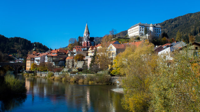 Murau im Herbst
