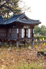 An old house of  Seongyojang