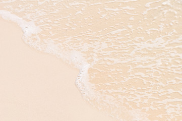 Fototapeta na wymiar Fine white sand and tropical water of Ouvea island. New Caledonia, France.