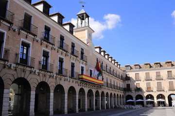 Fototapeta na wymiar Plaza Mayor de Ocaña provincia de Toledo España