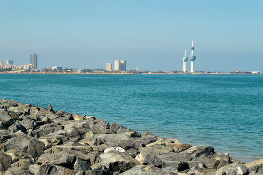 A Beautiful View On The Shores Of The Persian Gulf. A Beautiful Picture With Kuwait Towers At The Horizon.