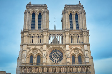 Fototapeta na wymiar Notre-Dame de Paris front view 