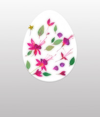 Ostern ei mit blumen.