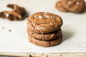 TOWER OF DARK AND WHITE CHOCOLATE CHIP HOMEMADE COOKIES WITH PINCH OF SALT  ON THE TOP