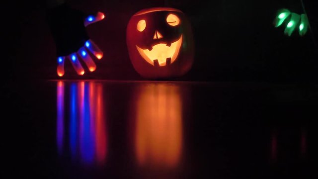 Hand light and Pumpkin face