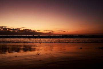 Obraz premium Atardecer en la playa