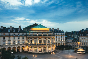 Opéra de la ville de Rennes en heure bleue, Bretagne - 230871973