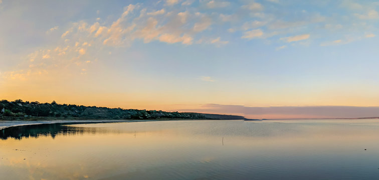 Fototapeta Seascape in Odesa during the sunrise in the autumn season