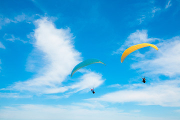 paragliding air travel