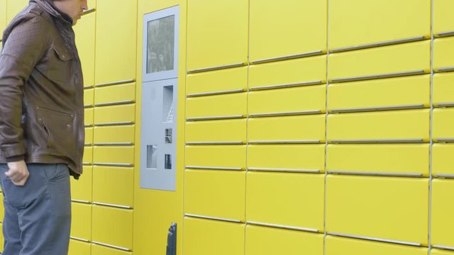 using a parcel station in germany