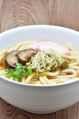 とろろ昆布うどん