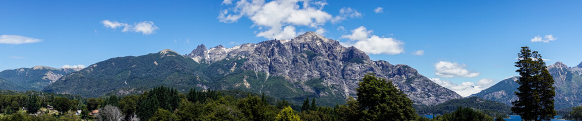 Fototapeta na wymiar Mountain in San Carlos de Bariloche, Patagonia Argentina