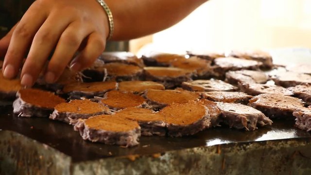 Daredevil coconut candy, Thai street dessert