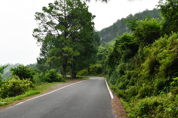 Fototapeta na wymiar Indian Mountain Roads, Hills roads from India