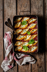 Baked Stuffed Pasta Shell