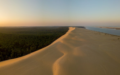 Fototapeta na wymiar Aerial View Dune of Pilate, France. the largest sandy desert in Europe