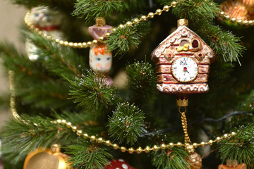 Christmas tree with toys. Close-ups, unfocused.