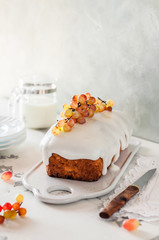 Loaf Cake with Grapes