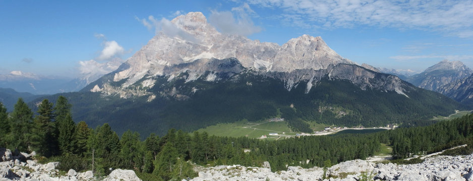 Włochy, Dolomity - Masyw Cristallo, na szlaku Szlak Sentiero Bonacossa 