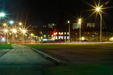dundee in the night