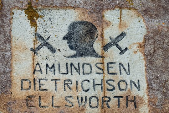 Memorial stone for Amundsen-Ellsworth North Pole Airplane Expedition, Ny-Alesund, Spitsbergen Island, Spitsbergen Archipelago, Svalbard and Jan Mayen, Norway, Europe