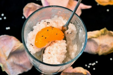 Tapioca pudding, roses petal.