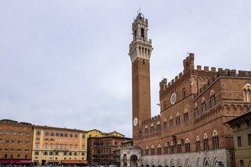 Fototapeta na wymiar town hall in Siena in Tuscany