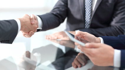 handshake of proven partners