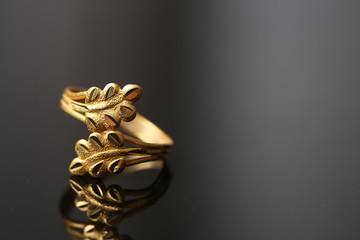 Olive leaves symbol on gold ring, Fashion gold ring