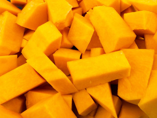 Kürbis geschnitten, Kürbisstücke