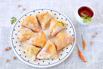 Gebackene Samosas