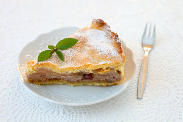 Apfelkuchen mit Walnüssen