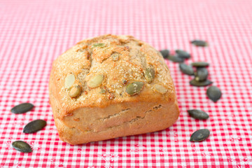 Kürbiskernbrötchen