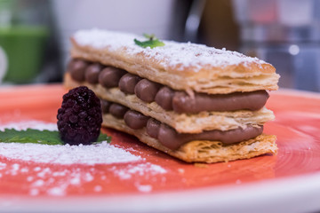 MILHOJAS DE CAFÉ, CACAO Y VAINILLA