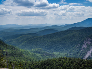 Fototapeta na wymiar View at Adirondack High Peaks