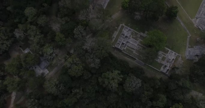 Edzna Ruinas Mayas en Campeche Mexico Drone 