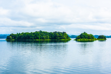 Obraz premium Beautiful seaside view Landscape of Ocean with dramatic sunrise sky.