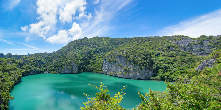 Emerald lake on the Mae island. National Marine Park Ang Thong, Thailand, near the island of Koh Samui.