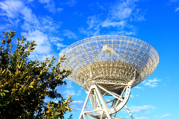 radio telescope