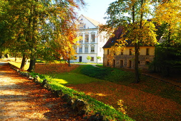 Hofgarten Oettingen in Bay. © Martina Grimm
