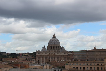 Fototapeta na wymiar Cupola di San Pietro Roma
