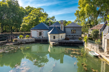 Loire, valley, town, village, France, river, bridge, history, historic, tourist, medieval, lake, stone, indre, landscape, background, Europe, heritage, rural, architecture, building, house, travel, Az