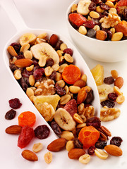 TRAIL MIX IN SCOOP