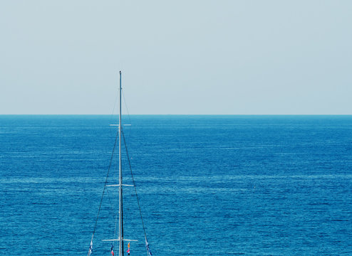 Fototapeta Sea, sky and yacht mast