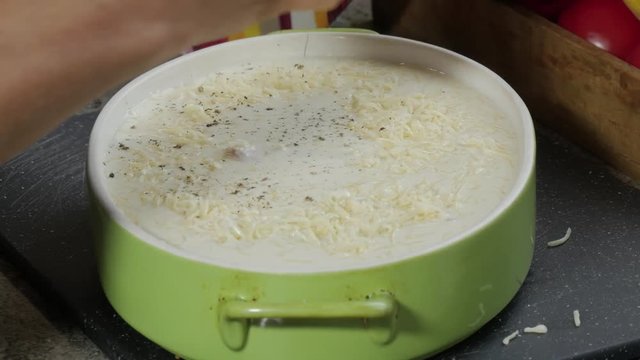 preparation of french endives gratin with ham and bechamel sauce