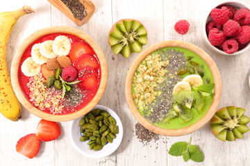 healthy smoothie bowl