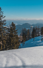 Smartphone HD wallpaper of Beautiful alpine view