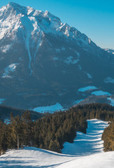 Smartphone HD wallpaper of Beautiful alpine view