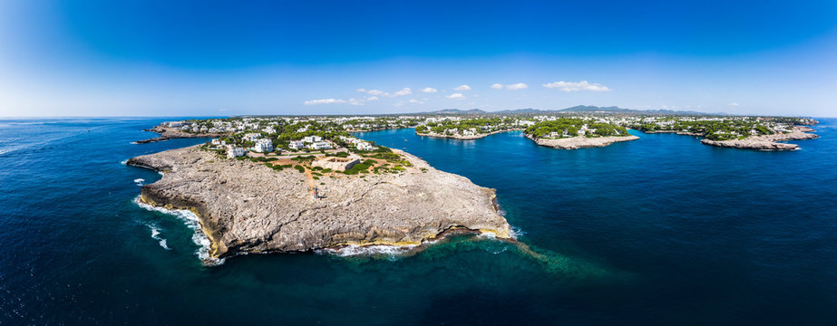 Spain, Balearic Islands, Mallorca, Coast of Cala d'or and bay Cala Ferrera
