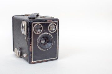 Simple and inexpensive Basic cardboard box camera